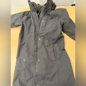 Helly Hansen Black Raincoat with Zip & Snap Closure